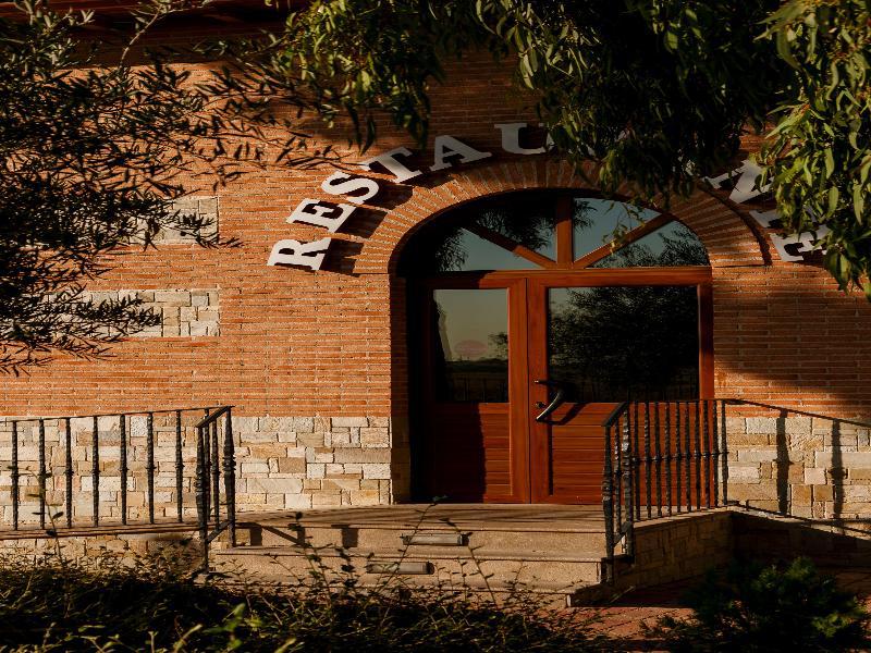 Hotel Comendador Каранке Екстериор снимка