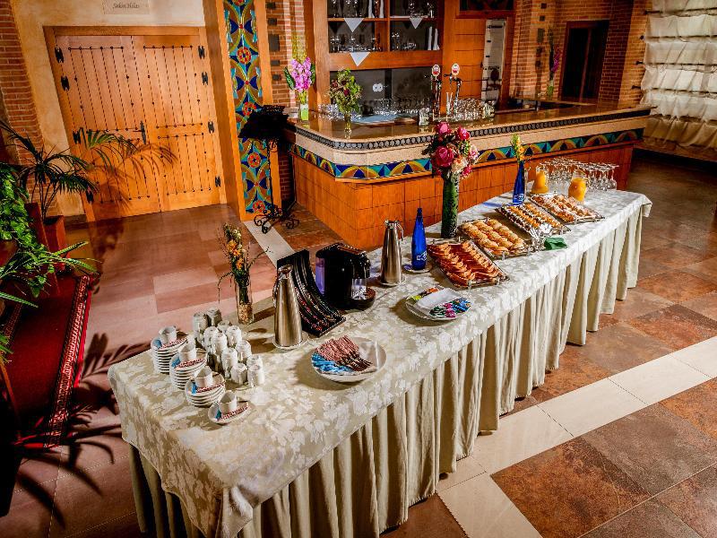 Hotel Comendador Каранке Екстериор снимка