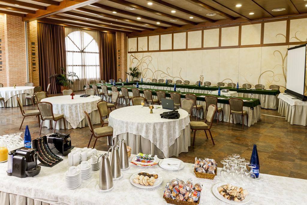Hotel Comendador Каранке Екстериор снимка
