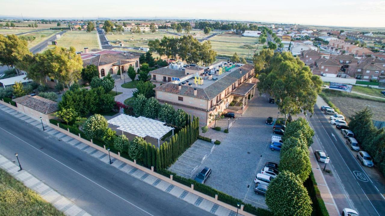 Hotel Comendador Каранке Екстериор снимка