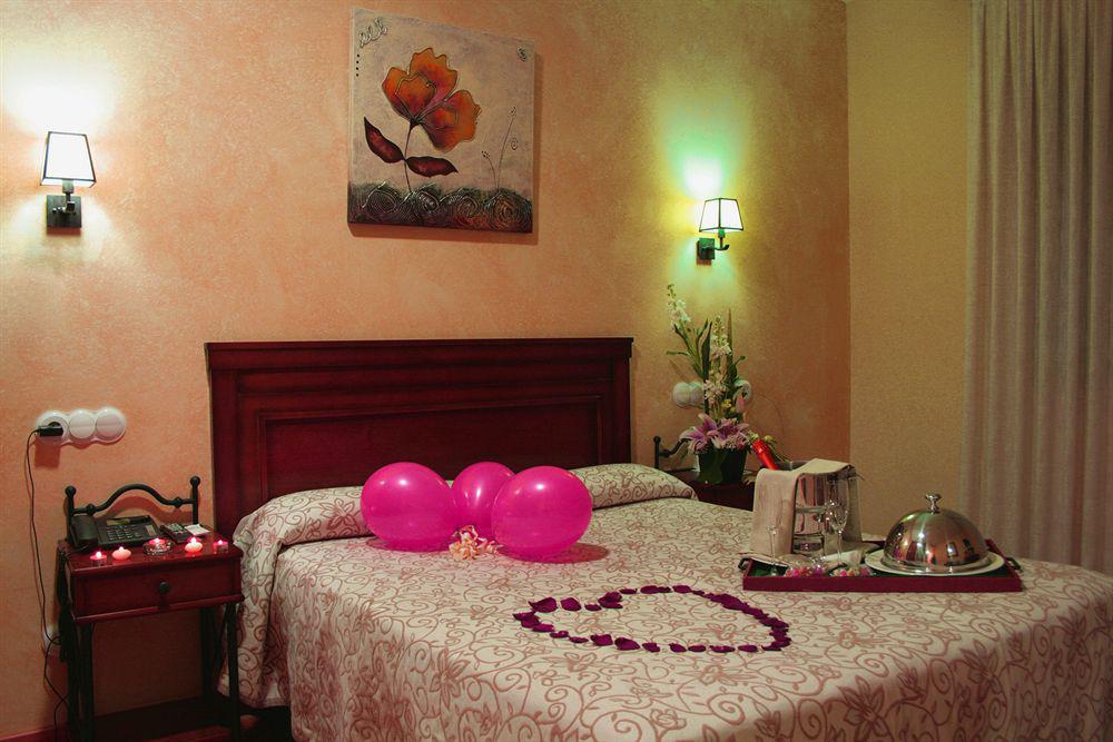 Hotel Comendador Каранке Екстериор снимка